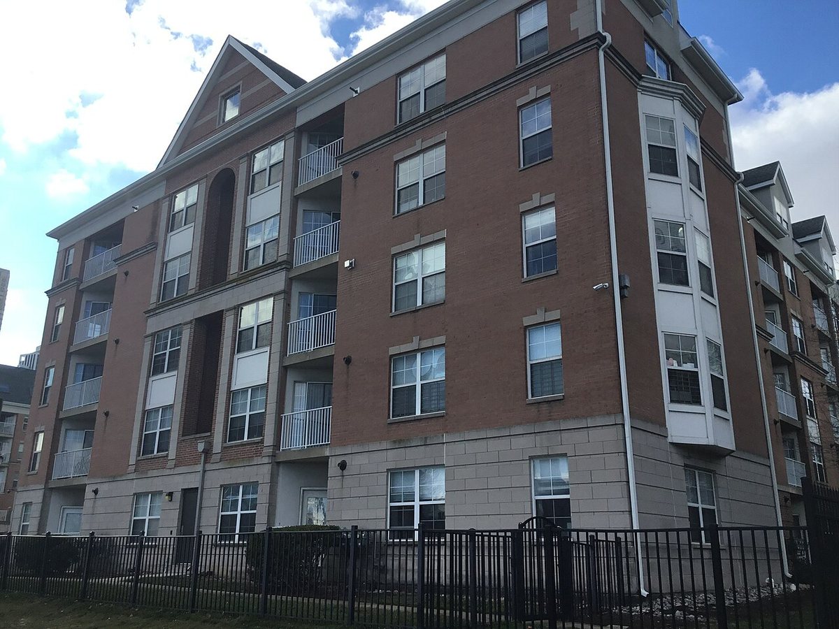 Avalon Cove, 444 Washington Boulevard