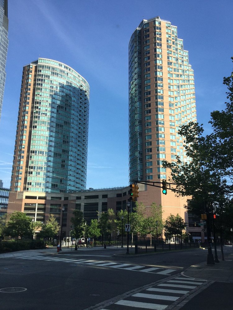 Liberty Towers, 33 Hudson Street